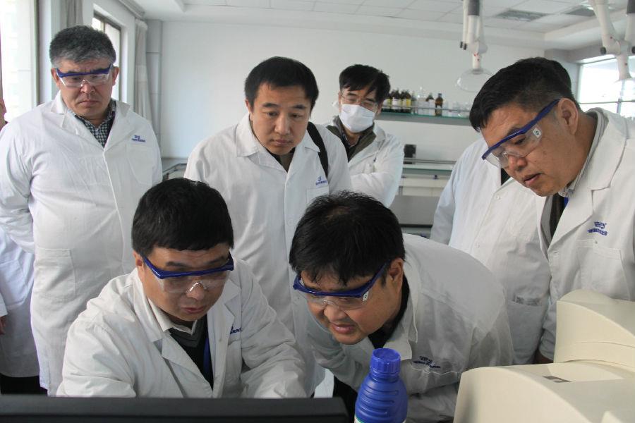 內(nèi)蒙古大興安嶺農(nóng)墾管理局領(lǐng)導到集團參觀考察