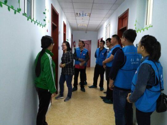 走進(jìn)圣之愛(ài)，讓愛(ài)溫暖人間