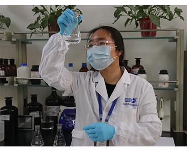 祝賀！集團(tuán)研發(fā)中心制劑所劉金玲榮獲 青島市總工會(huì)“青島工匠”稱號(hào)