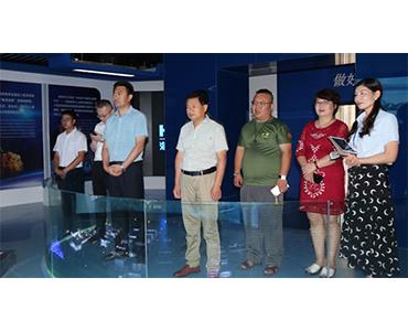 銀川市投資促進局、山東濰坊商會領導一行來集團參觀訪問